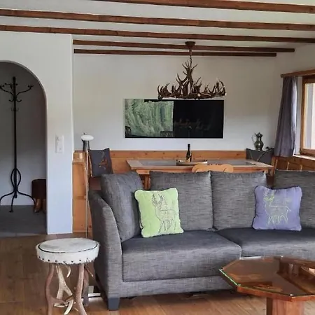 Chesa Furtuena By Interhome شقة *