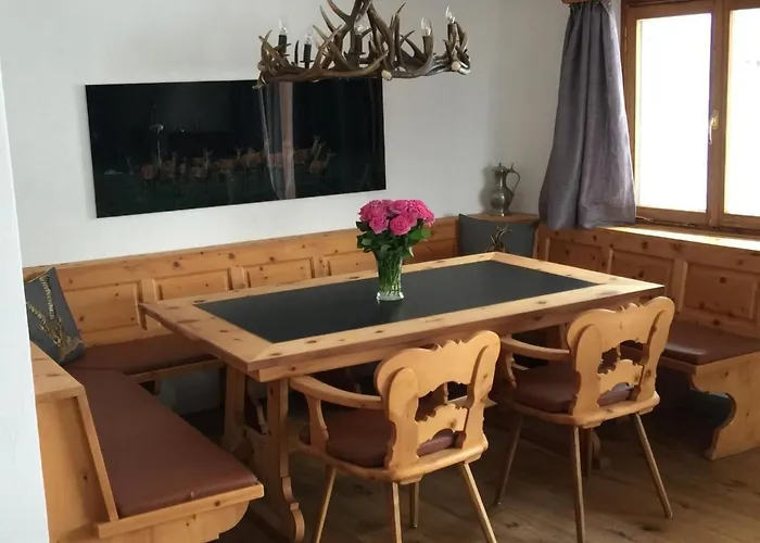 Chesa Furtuena By Interhome شقة بونتريسنا